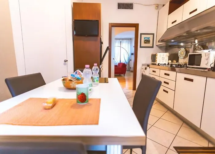 Ampia Oasi A Porta Venezia: Casa In Centro