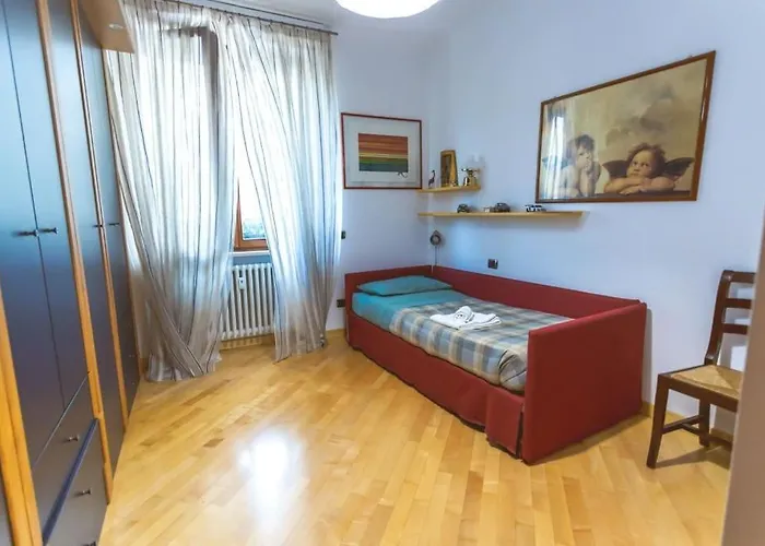 Ampia Oasi A Porta Venezia: Casa In Centro Apartmán