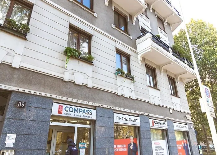 Ampia Oasi A Porta Venezia: Casa In Centro Milán