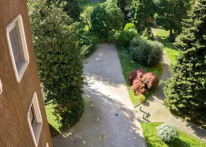 House - 20 Min From Center, Free Wifi And Private Parking *