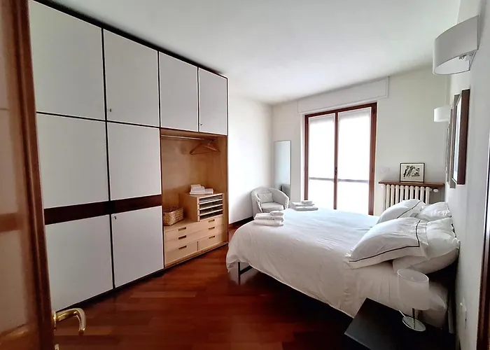 Charming Towers Guest House-apartment Daire Milano