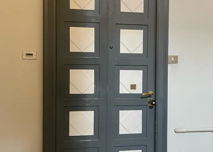 Apartament Bilocale Zona Navigli Mediolan