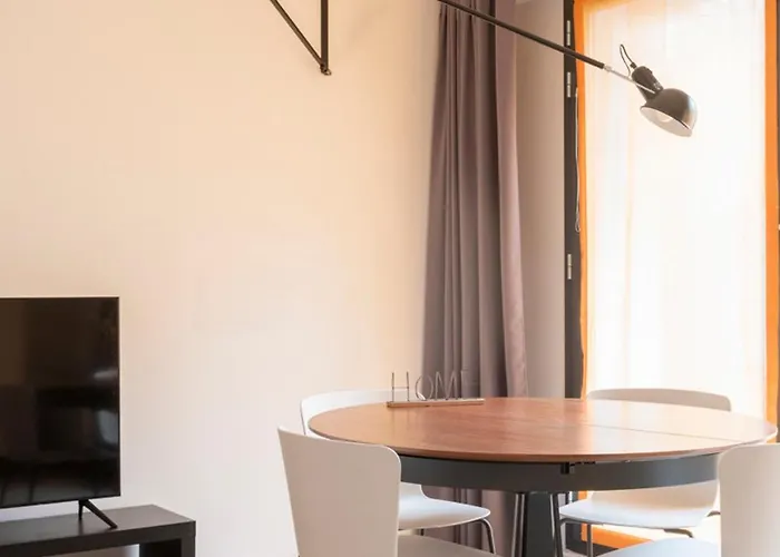 Beautiful In - Duomo 15 Minutes דירה