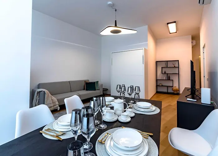 Dream San Babila Апартаменты