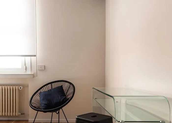 Youhosty - Perego 7 Dx * Milán