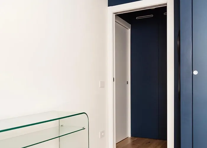 Youhosty - Perego 7 Dx * Milán