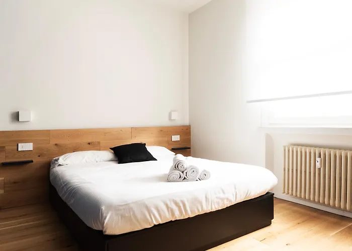 Youhosty - Perego 7 Dx Apartmán *