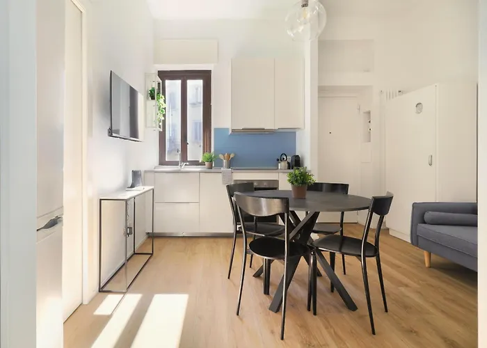 Just Urban - Sunny 2br Flat In The Heart Of - M2 And M4 Metro *