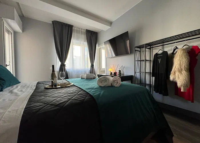 Meg Glamour Vicino I Navigli 4* Milaan