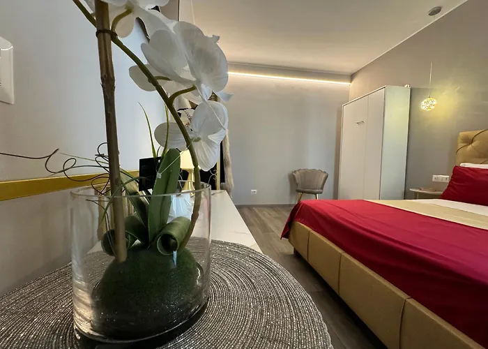 Meg Glamour Vicino I Navigli Gasthuis Milaan