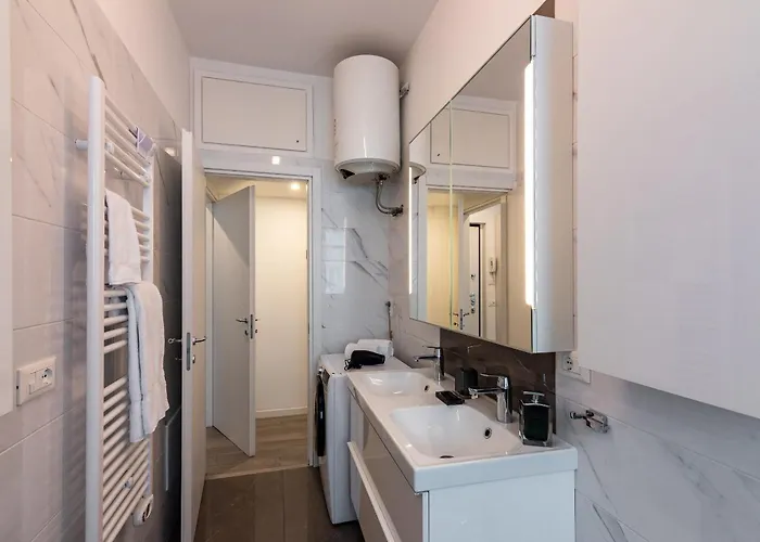 Audrey Flat - Stazione Centrale * Milan