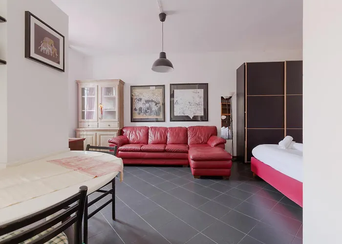 De Angeli M1 - Colorful With Balcony!