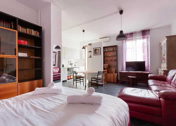 De Angeli M1 - Colorful With Balcony! Apartament