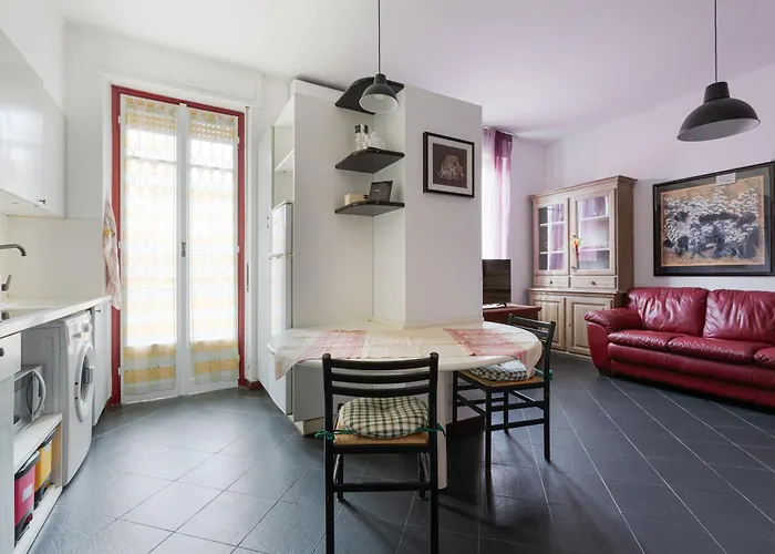 De Angeli M1 - Colorful With Balcony! * Mailand