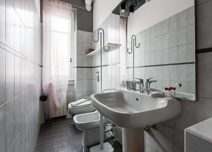 De Angeli M1 - Colorful With Balcony!