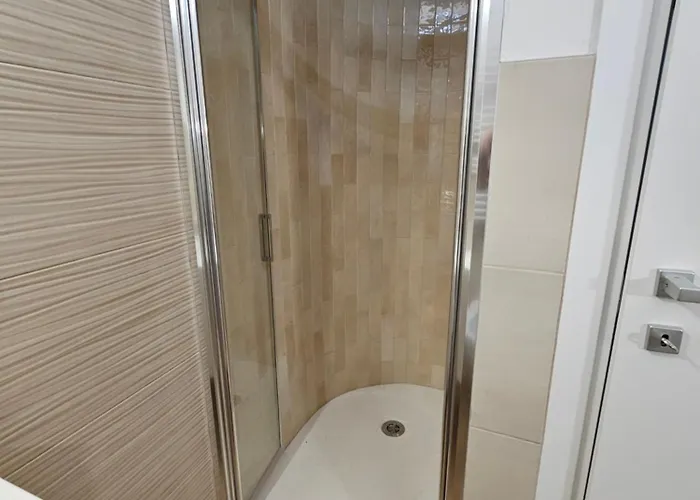 Navigli Stylish Underground Nearby For 4 Guests *