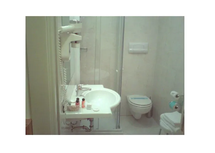 Hotel Cinque Giornate 3*