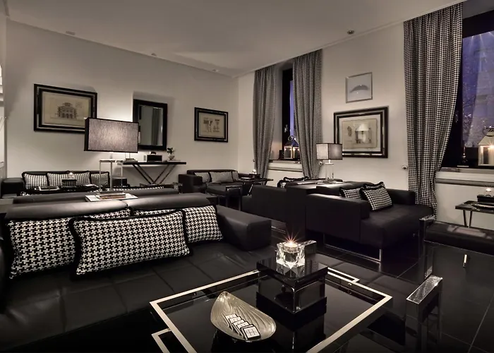 Hotel Lhp Napoleon 4*