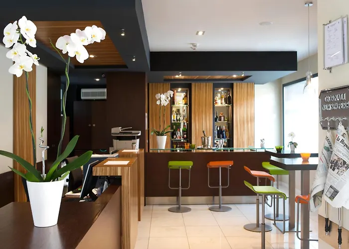 酒店 Acca Palace - Aa 4*