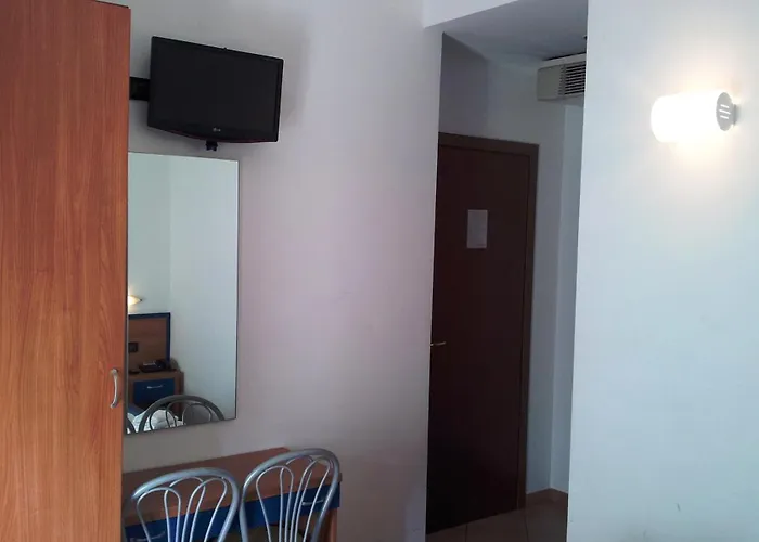 호텔 Iride Stazione Lambrate Citta Studi