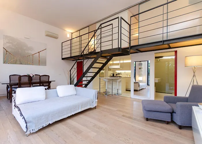 Апартаменты Vivimihome Loft Su Due Livelli Con Terrazzo *