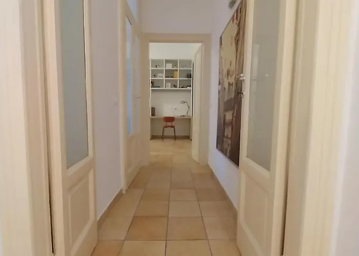 Charming City Lifefiera