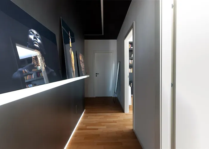 Appartamento With Panoramic View Of And Public Free Parking Lot