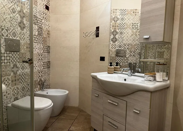 Apartament Regina In Verona - Sky Tv, Wifi E Breakfast Box Mediolan