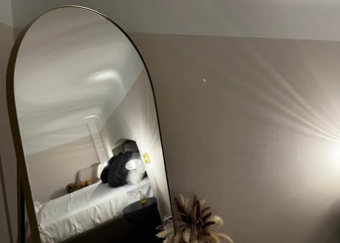 Regina In Verona - Sky Tv, Wifi E Breakfast Box