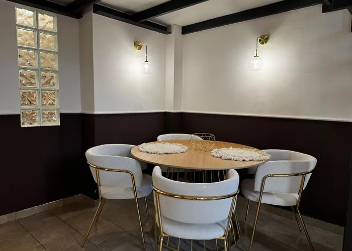 Regina In Verona - Sky Tv, Wifi E Breakfast Box Mediolan