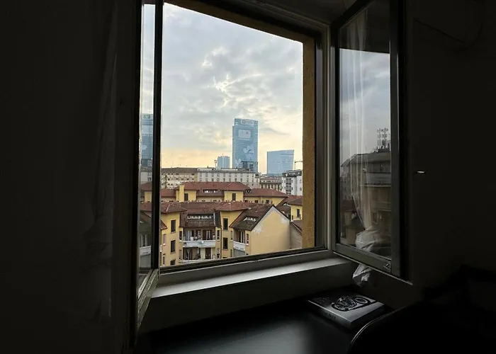 Apartmán Trilocale Con Due Balconi A Isola Porta Nuova *