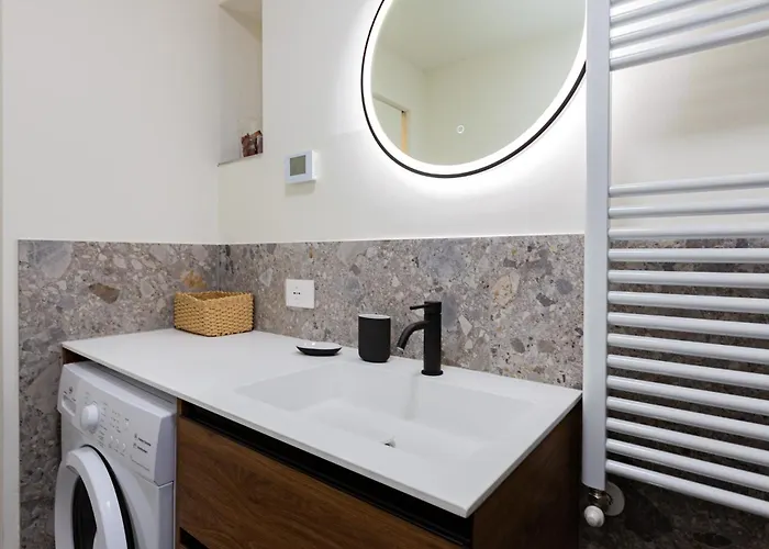 Apartmán Confalonieri21 Isola Cozy By Hospity *
