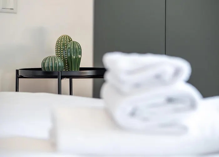 Keys Of Italy - Corsica 5 / Cocoon