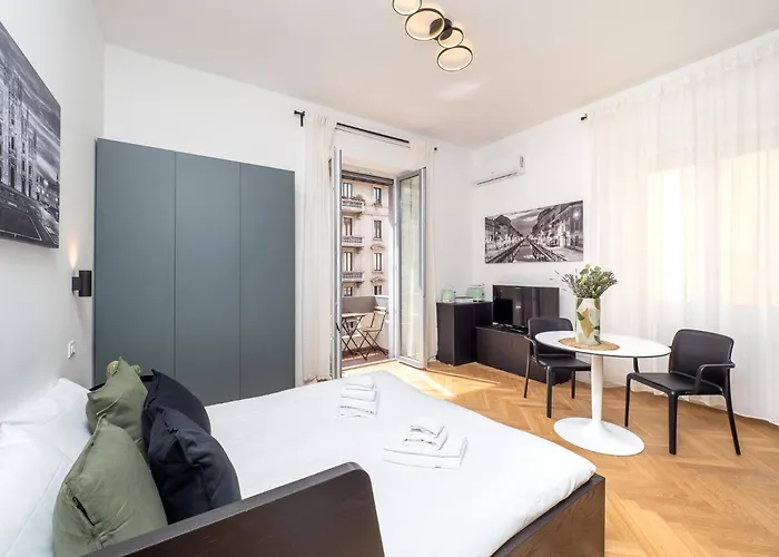 Keys Of Italy - Corsica 5 / Cocoon