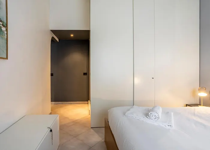 - 10 Minutes To Duomo And Train Station