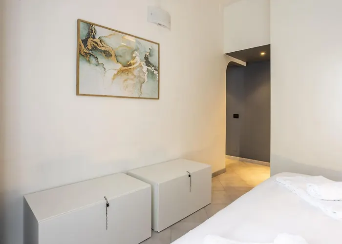 - 10 Minutes To Duomo And Train Station