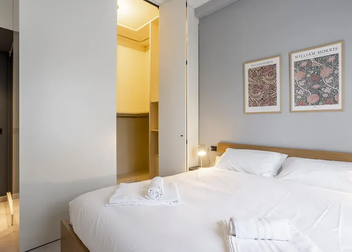 - 10 Minutes To Duomo And Train Station