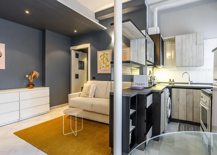 - 10 Minutes To Duomo And Train Station Milano