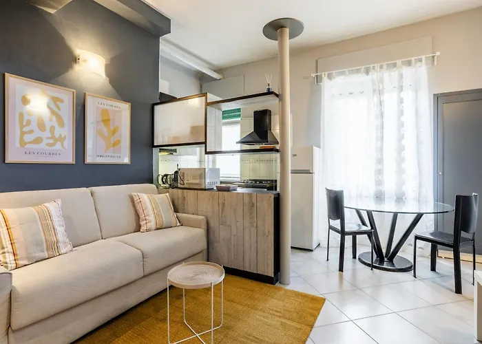 - 10 Minutes To Duomo And Train Station Milano