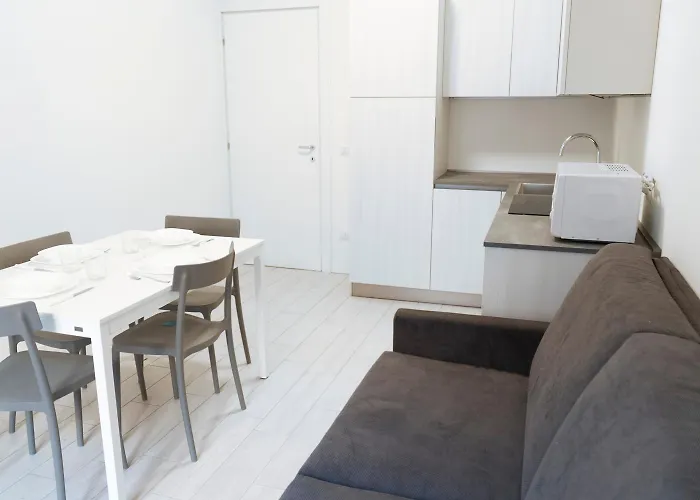 Lägenhet Ce6 - Corso Sempione • Large