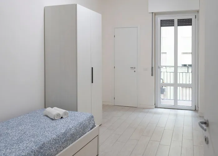 Apartament Ce6 - Corso Sempione • Large Mediolan