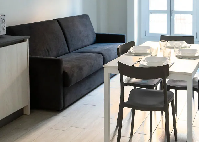 Lägenhet Ce6 - Corso Sempione • Large *