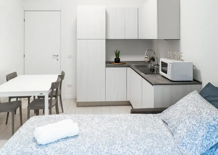 Lägenhet Ce6 - Corso Sempione • Large *