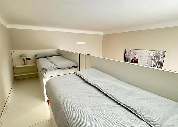 Apartament Le14 Duomo-loreto Acomfortable *