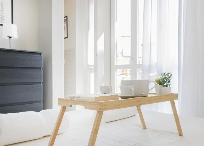 Easylife - - Commenda 25 - Porta Romana