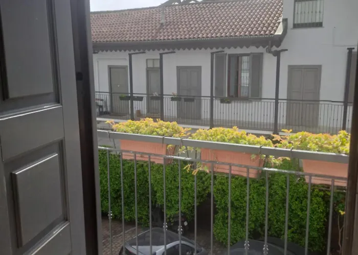 Via Comune Antico Appartamento Milano