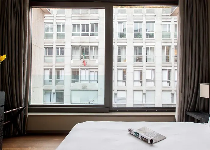 Nj & San Pietro All'orto 6 *