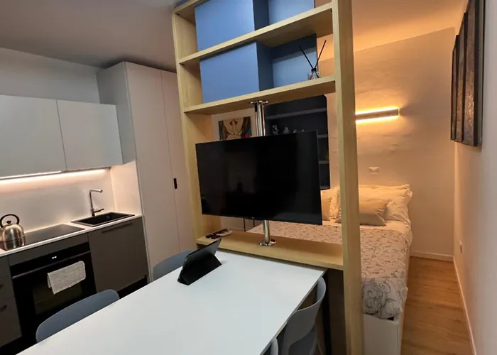 Апартаменты Loft Bosco Verticale - Isola