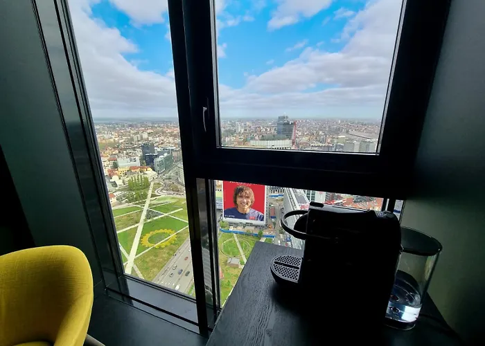 Skyline Solaria Milano