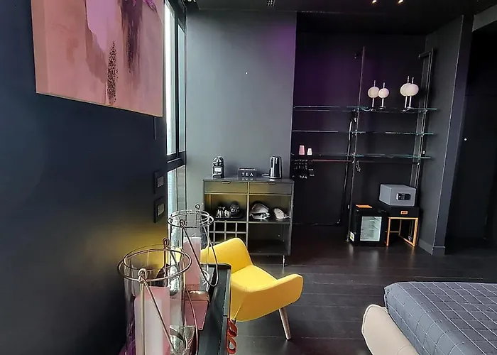 Skyline Solaria Konukevi